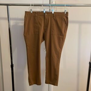 St. John’s Bay Plus Size Straight pants. Brown. Size 20W. EUC.